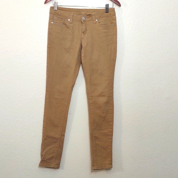 SLIGHTLY USED VIP JUNIOR JEANS SIZE 3/4  COLOR DARK TAN - Picture 1 of 9